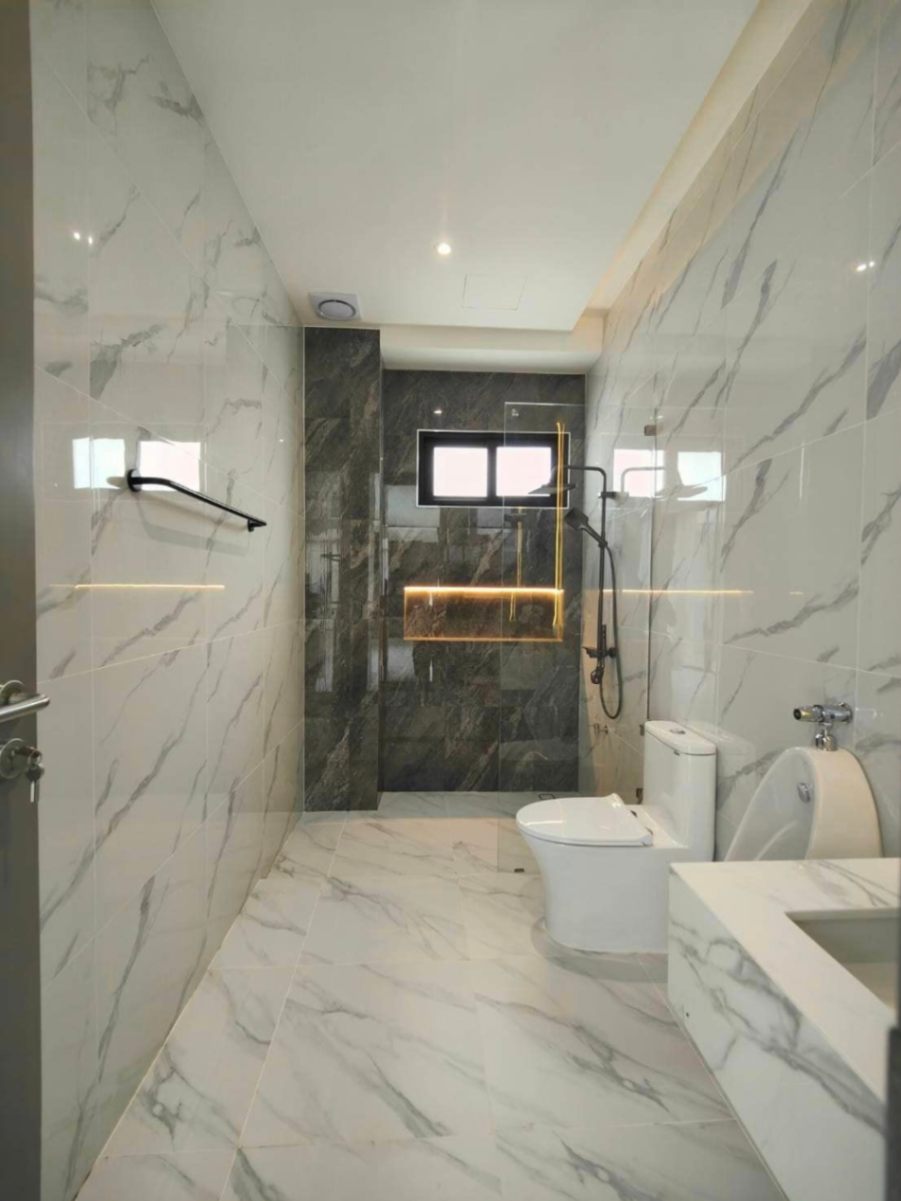 4 Bedroom House For Sale in Mae Hia, Mueang Chiang Mai, Chiang Mai - Image 9
