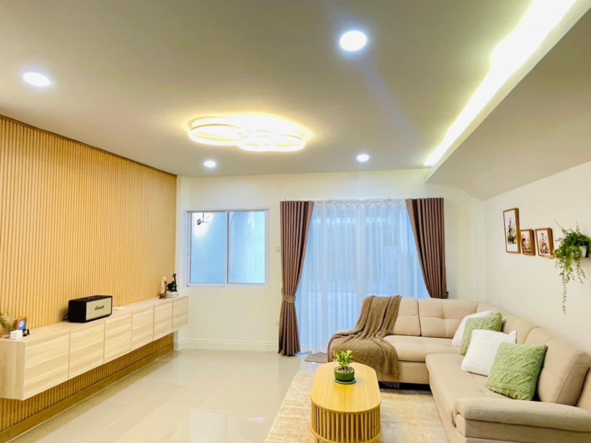 3 ห้องนอน ทาวน์เฮาส์ สำหรับขาย ใน ช้างเผือก, เมืองเชียงใหม่, เชียงใหม่ - Image 2