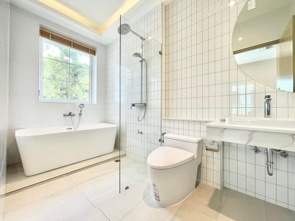 4 Bedroom House For Sale in San Phak Wan, Hang Dong, Chiang Mai - Image 15