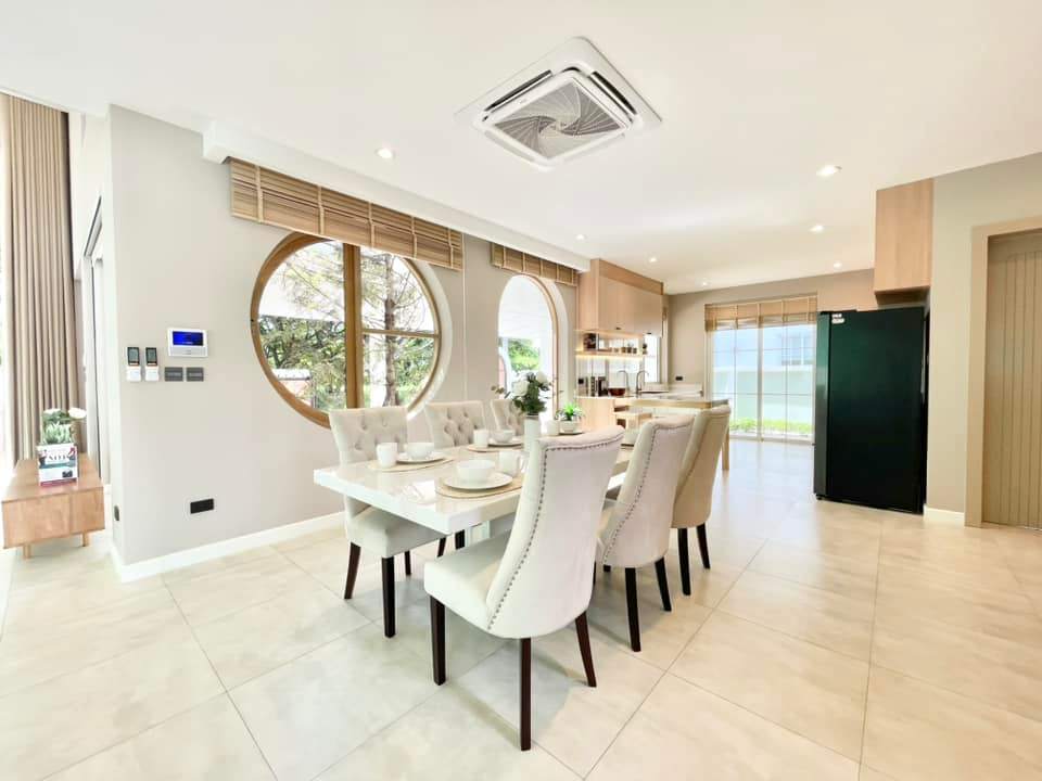 4 Bedroom House For Sale in San Phak Wan, Hang Dong, Chiang Mai - Image 31