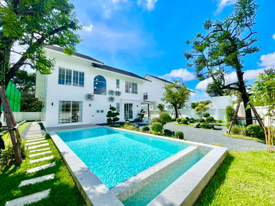 4 Bedroom House For Sale in San Phak Wan, Hang Dong, Chiang Mai - Image 3