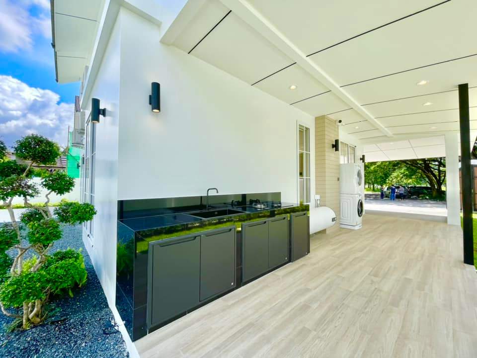 4 Bedroom House For Sale in San Phak Wan, Hang Dong, Chiang Mai - Image 16