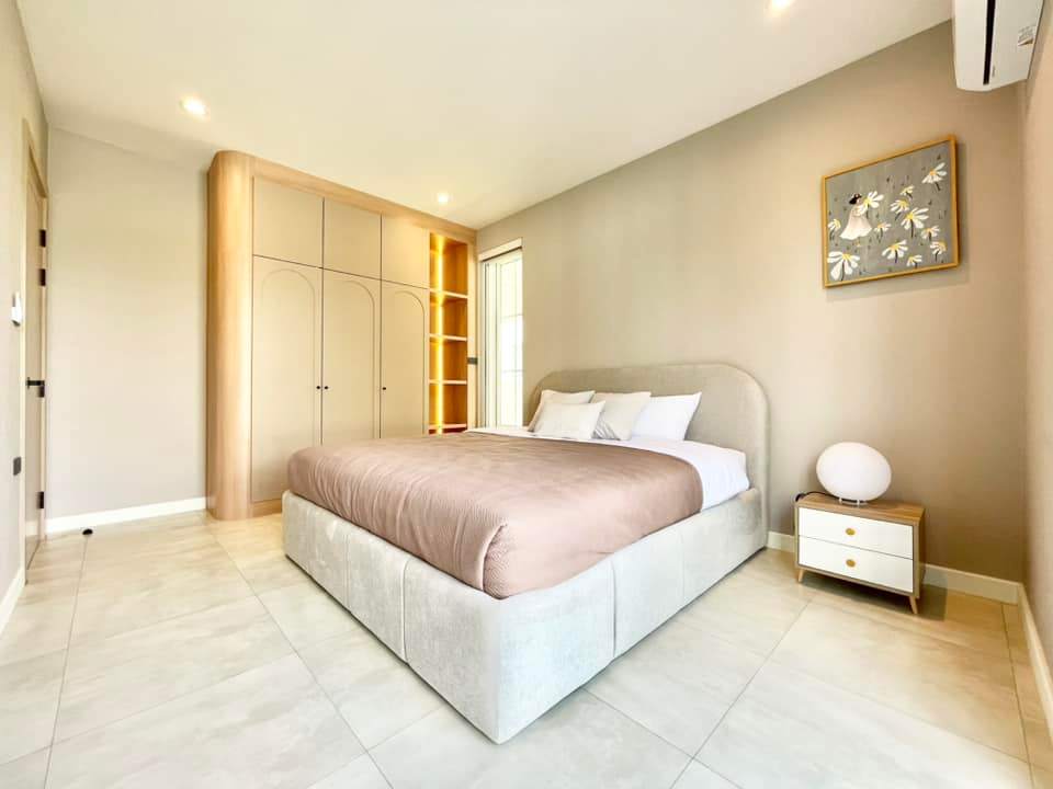4 Bedroom House For Sale in San Phak Wan, Hang Dong, Chiang Mai - Image 17