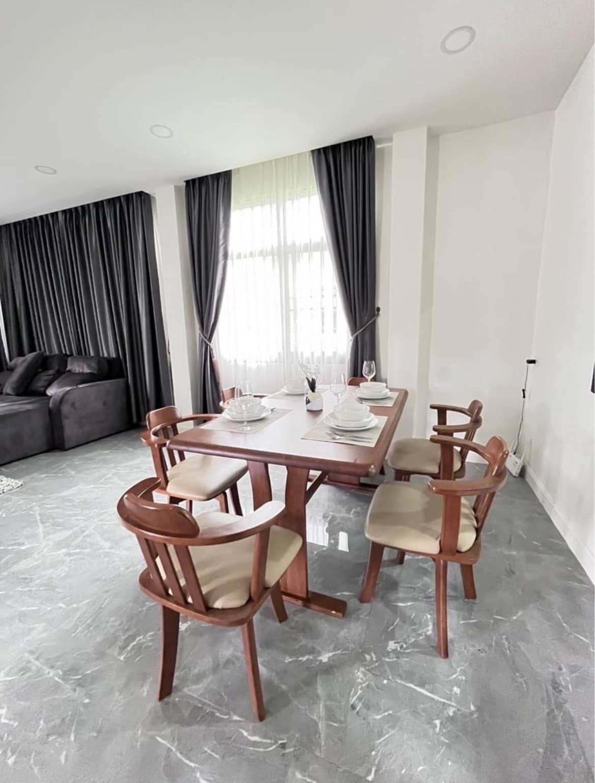 4 Bedroom House For Sale in Mae Hia, Mueang Chiang Mai, Chiang Mai - Image 3