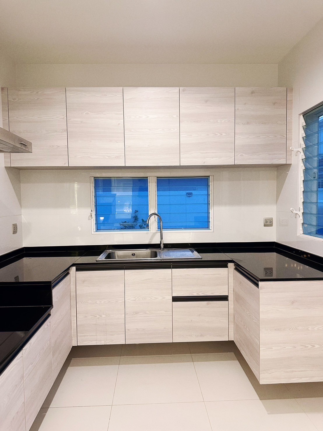 6 Bedroom House For Sale in Mae Hia, Mueang Chiang Mai, Chiang Mai - Image 26