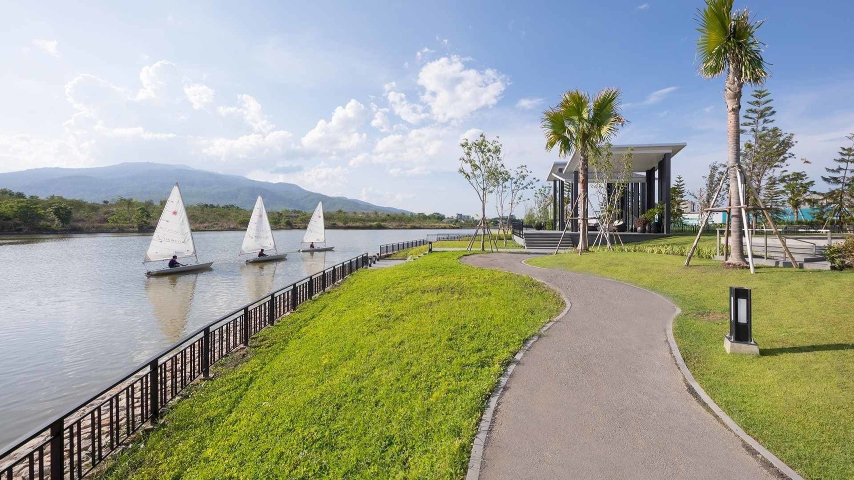 6 Bedroom House For Sale in Mae Hia, Mueang Chiang Mai, Chiang Mai - Image 4