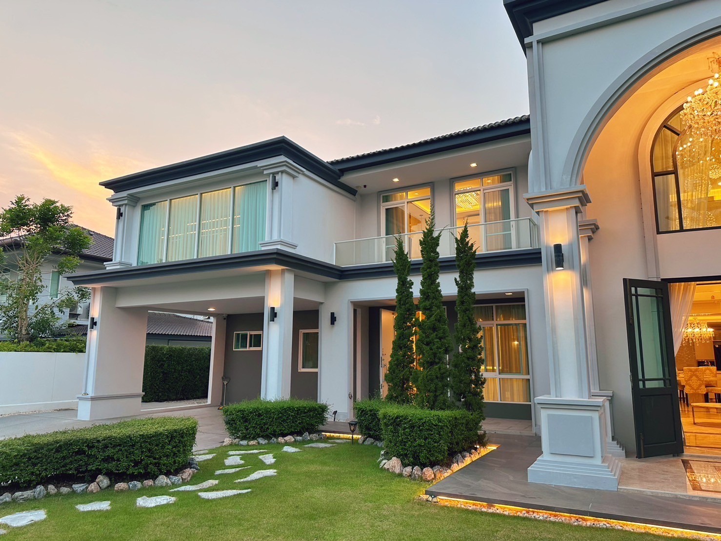 6 Bedroom House For Sale in Mae Hia, Mueang Chiang Mai, Chiang Mai - Image 1