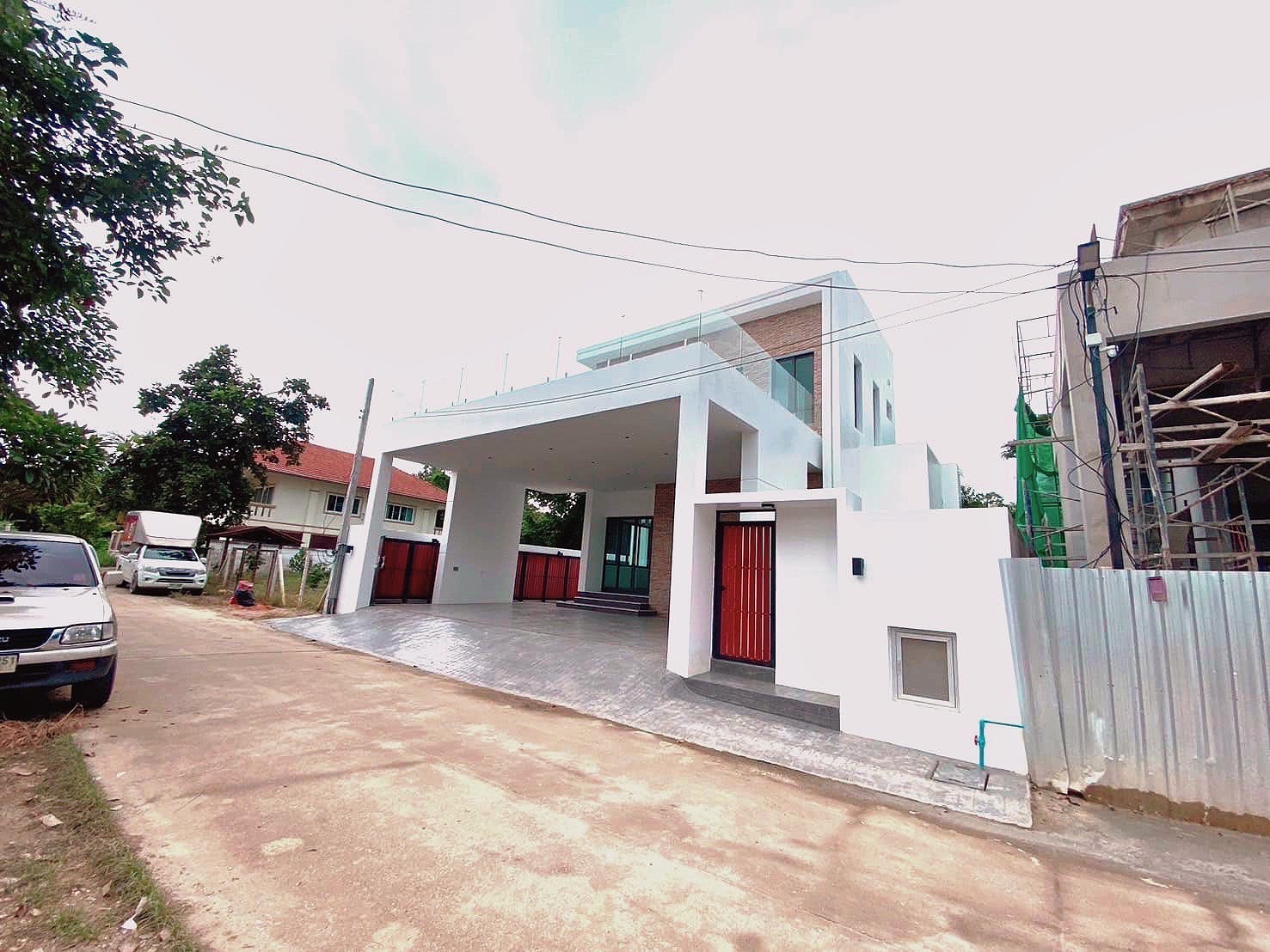 4 Bedroom House For Sale in Pa Daet, Mueang Chiang Mai, Chiang Mai - Image 4