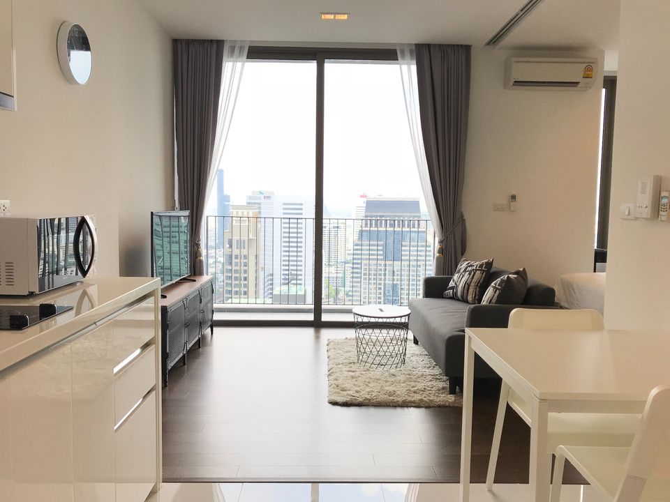 1 ห้องนอน คอนโด สำหรับเช่า ใน ทุ่งมหาเมฆ, สาทร, กรุงเทพมหานคร - Image 1