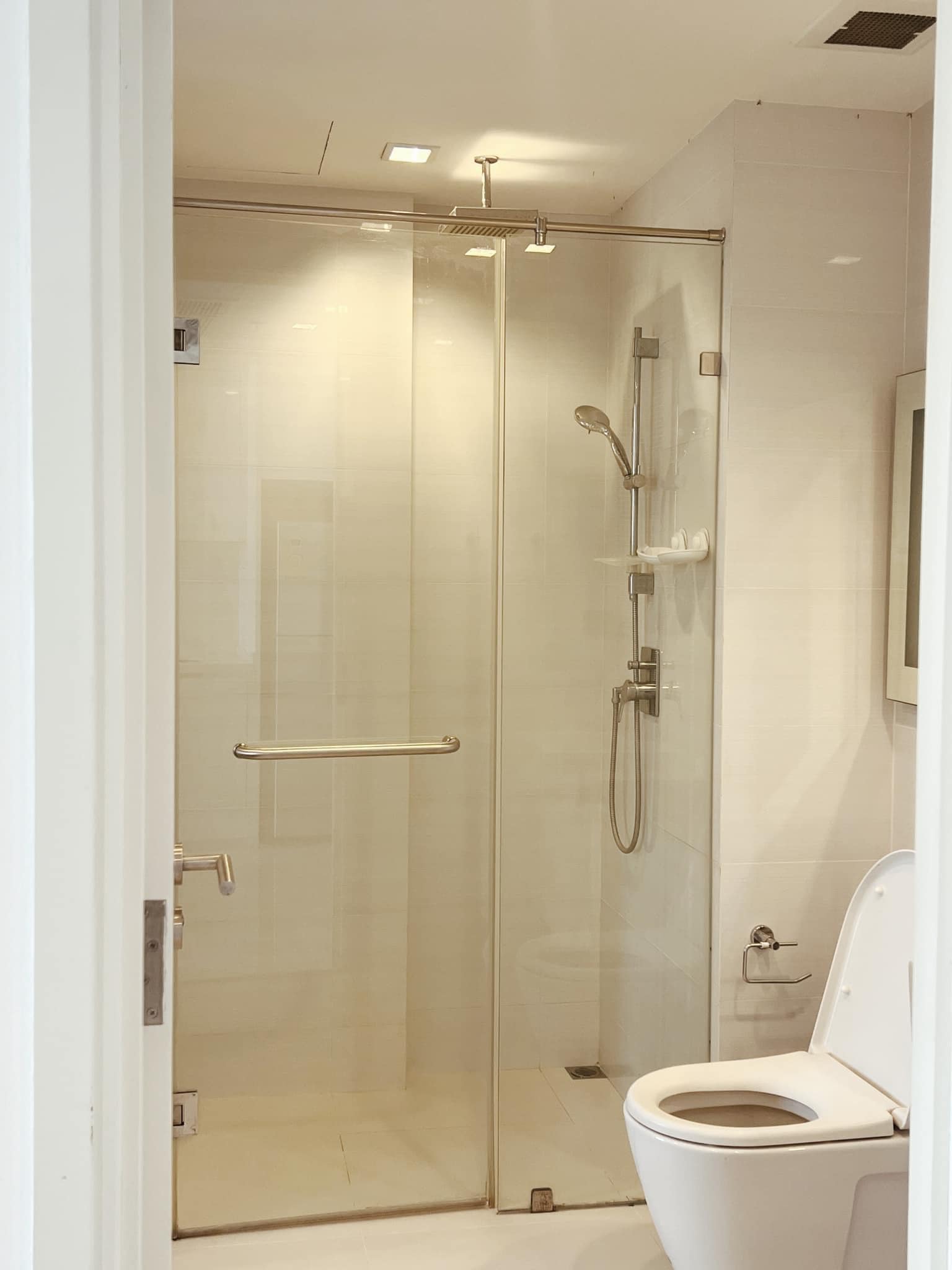 1 Bedroom Condo For Sale in Thung Mahamek, Sathon, Bangkok - Image 6