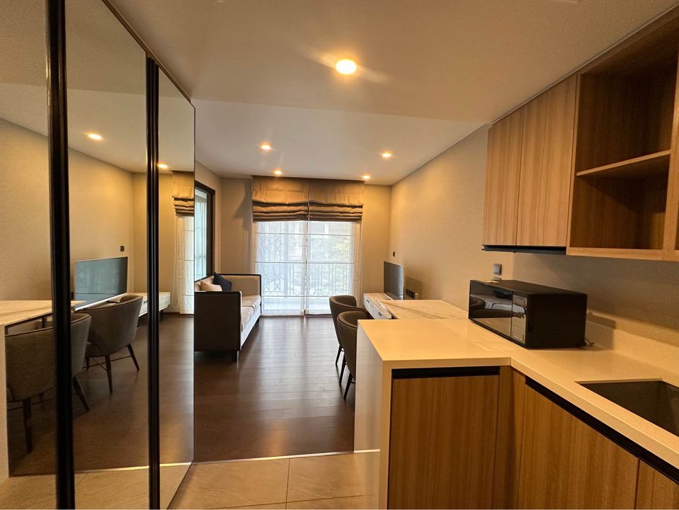 Na Vara Residence - Image 2