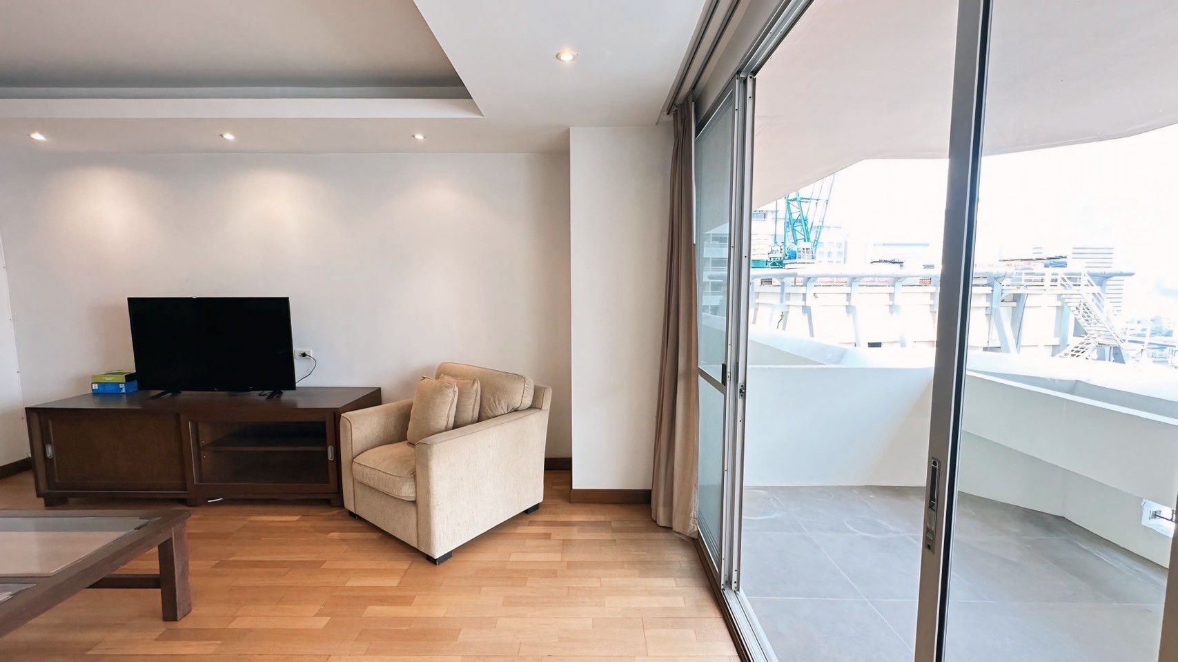 2 Bedroom Condo For Sale in Khlong Toei, Khlong Toei, Bangkok - Image 3