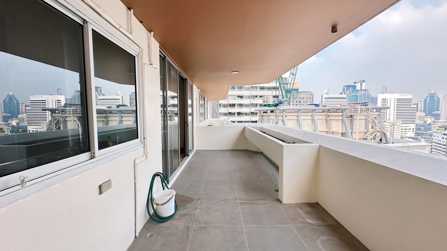 2 Bedroom Condo For Sale in Khlong Toei, Khlong Toei, Bangkok - Image 10