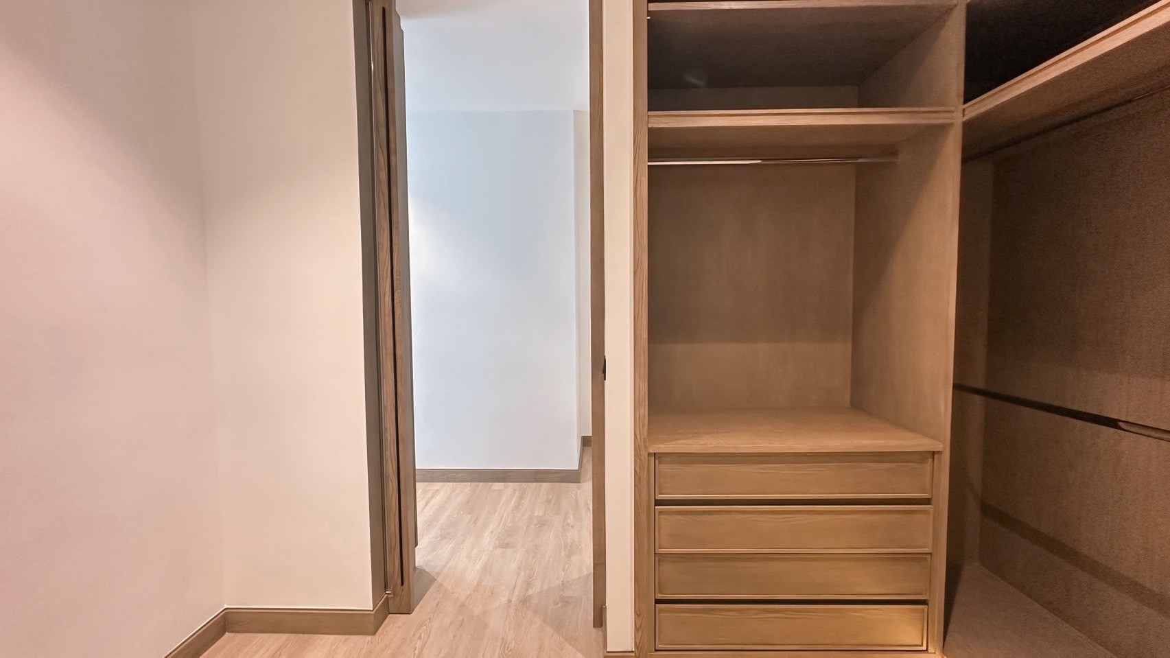 4 Bedroom House  in Phra Khanong Nuea, Vadhana, Bangkok - Image 30