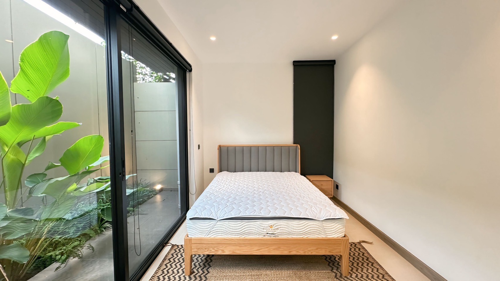 4 Bedroom House  in Phra Khanong Nuea, Vadhana, Bangkok - Image 8