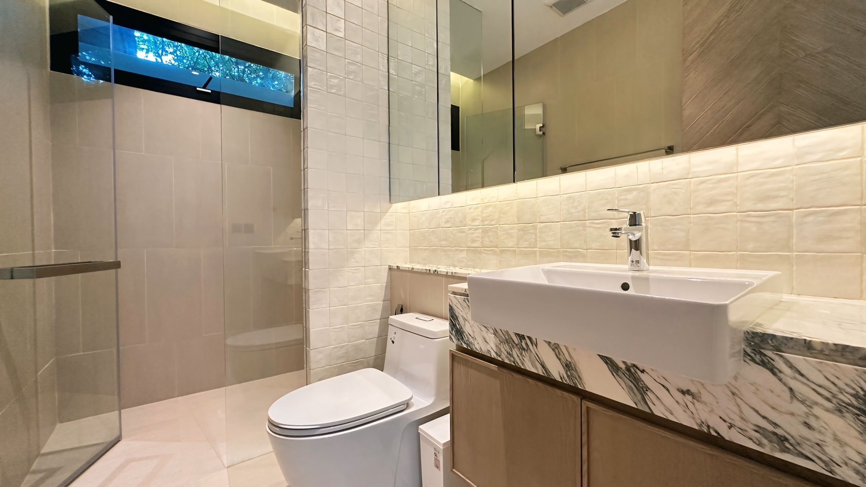 4 Bedroom House  in Phra Khanong Nuea, Vadhana, Bangkok - Image 10