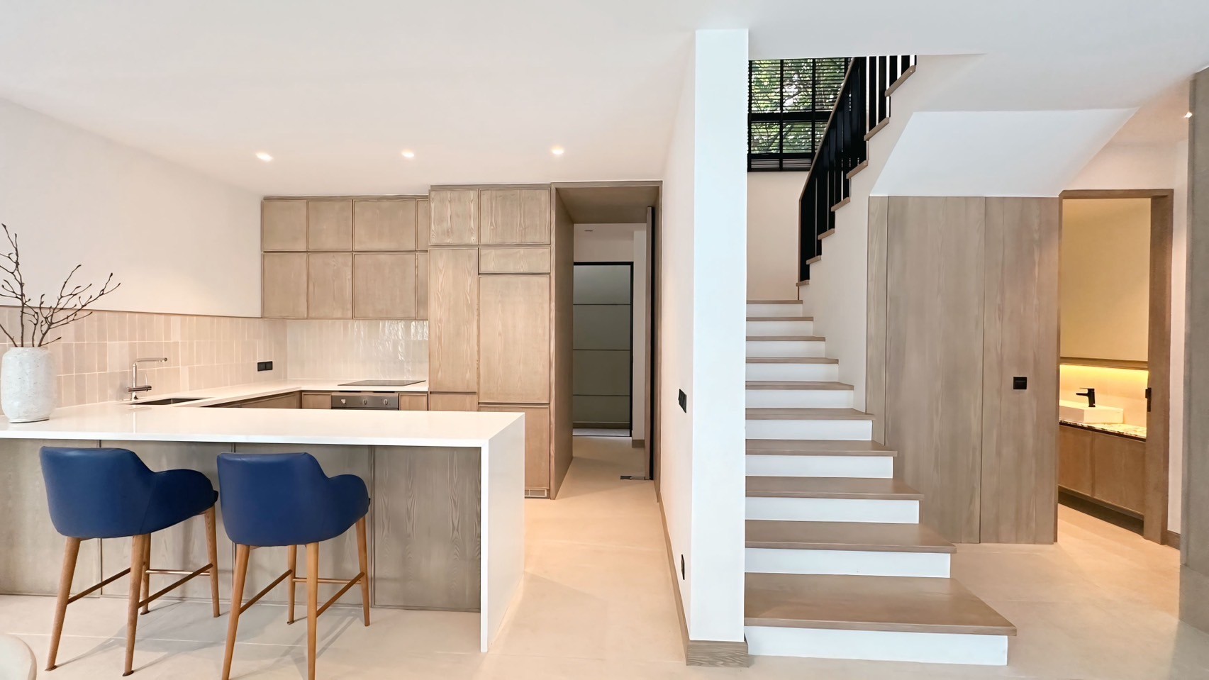 4 Bedroom House  in Phra Khanong Nuea, Vadhana, Bangkok - Image 11