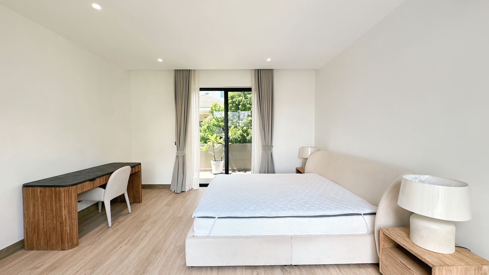 4 Bedroom House  in Phra Khanong Nuea, Vadhana, Bangkok - Image 26