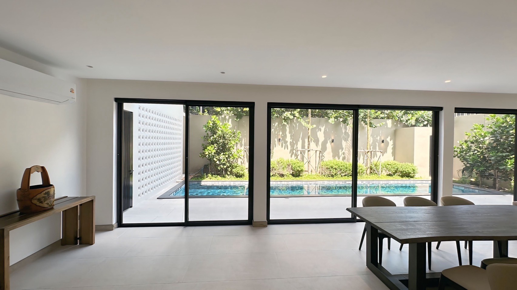 4 Bedroom House  in Phra Khanong Nuea, Vadhana, Bangkok - Image 14