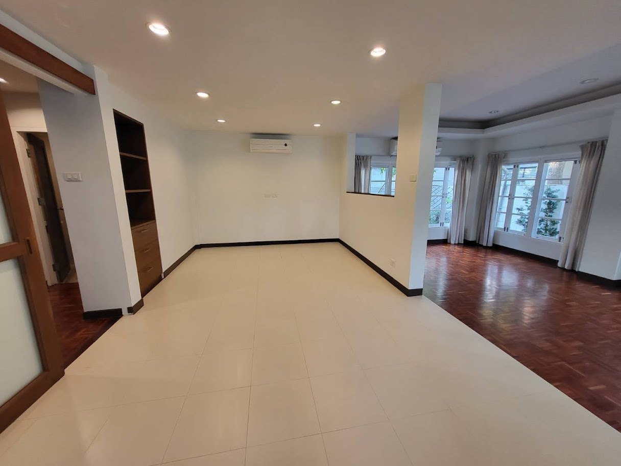 3 卧室 独立房屋  在  - Image 25