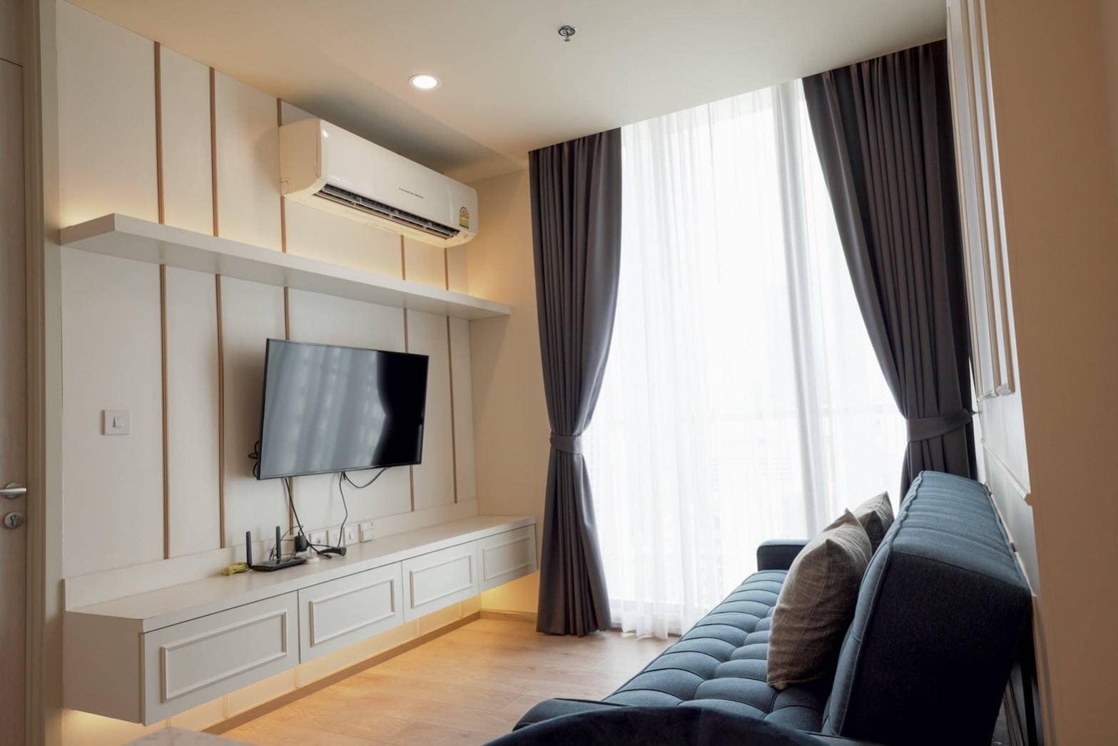 1 Bedroom Condo For Sale in Khlong Toei Nuea, Vadhana, Bangkok - Image 1