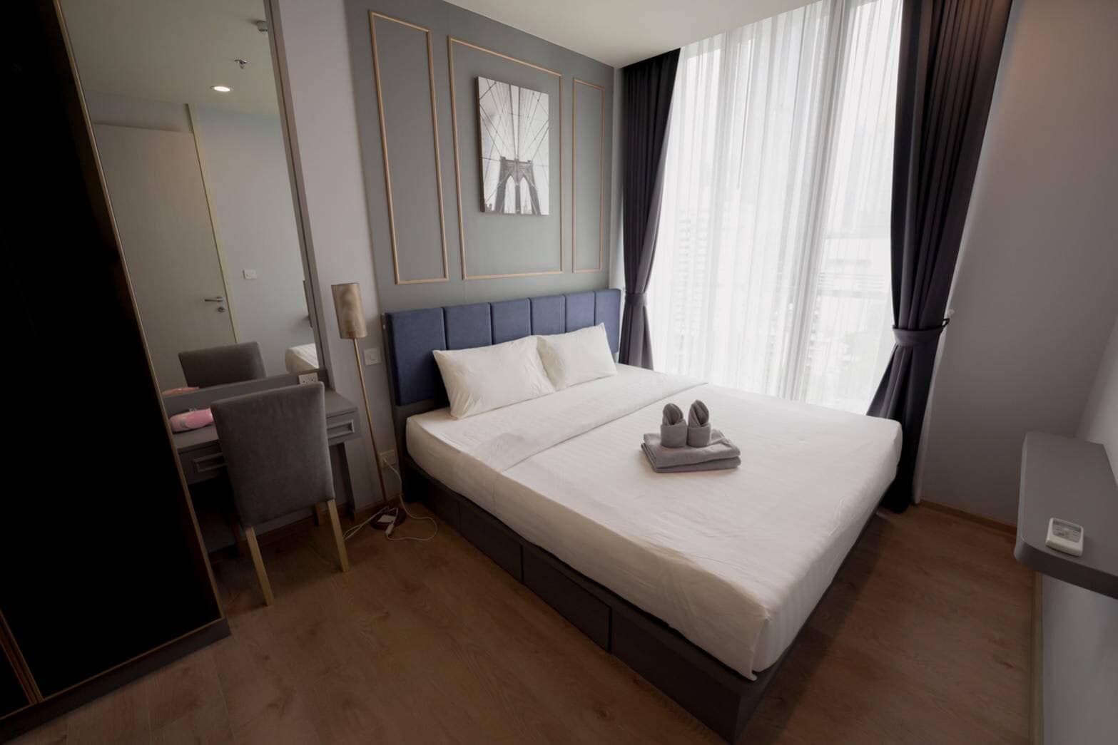 1 Bedroom Condo For Sale in Khlong Toei Nuea, Vadhana, Bangkok - Image 2