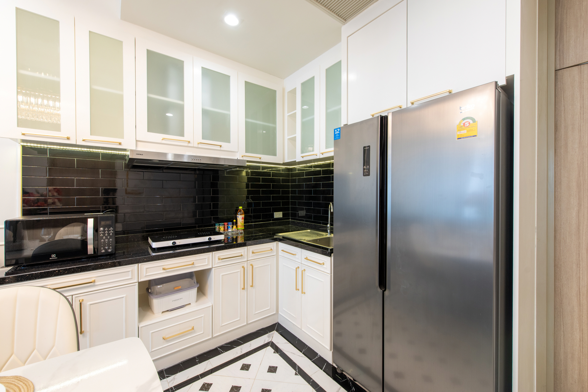 Noble Ploenchit - Image 11