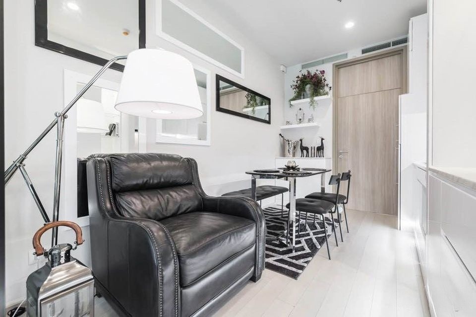 Noble Ploenchit - Image 2