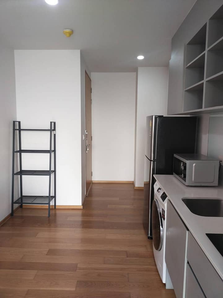 Noble Revo Silom - Image 12