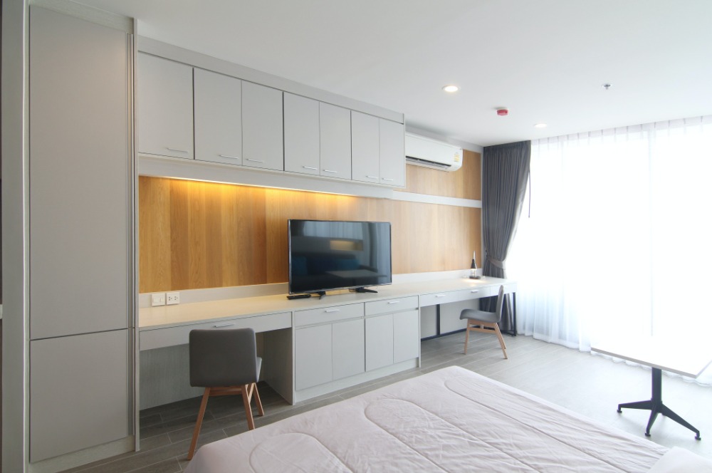 Noble Revo Silom - Image 15
