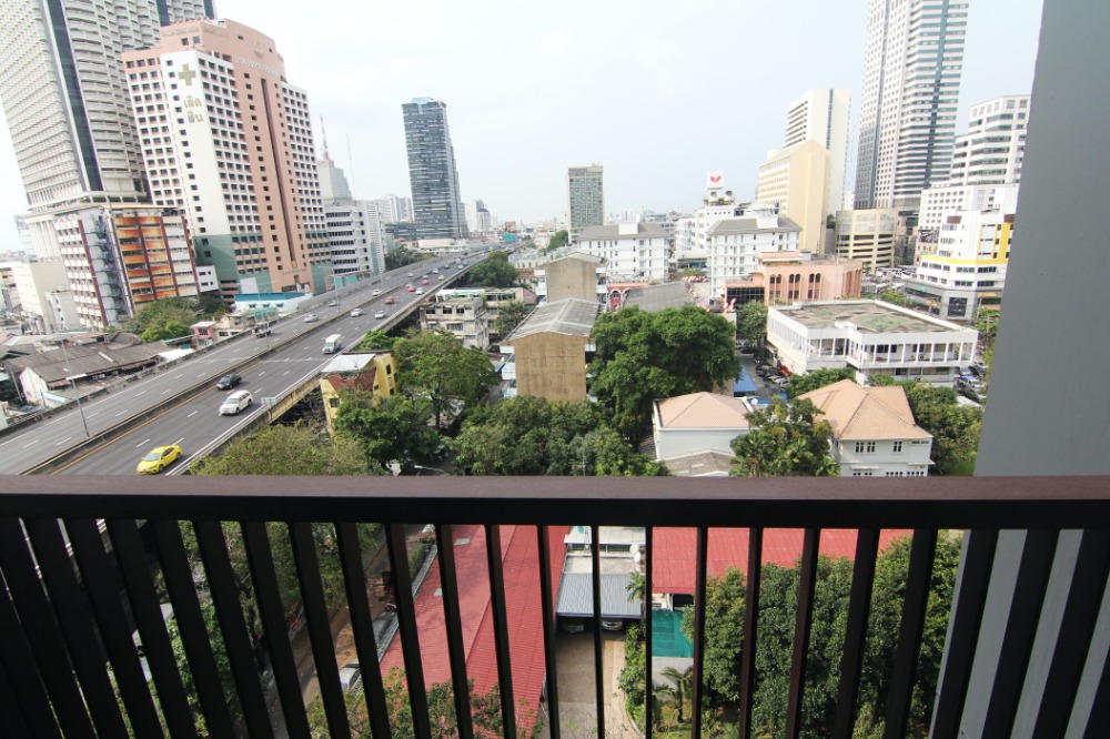 Noble Revo Silom - Image 10