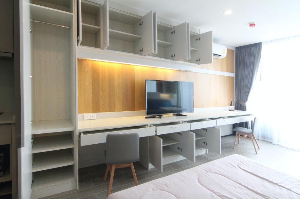 Noble Revo Silom - Image 11