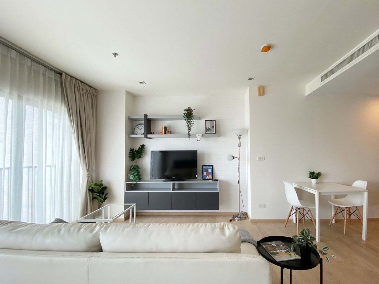 Noble Remix Thonglor - Image 2