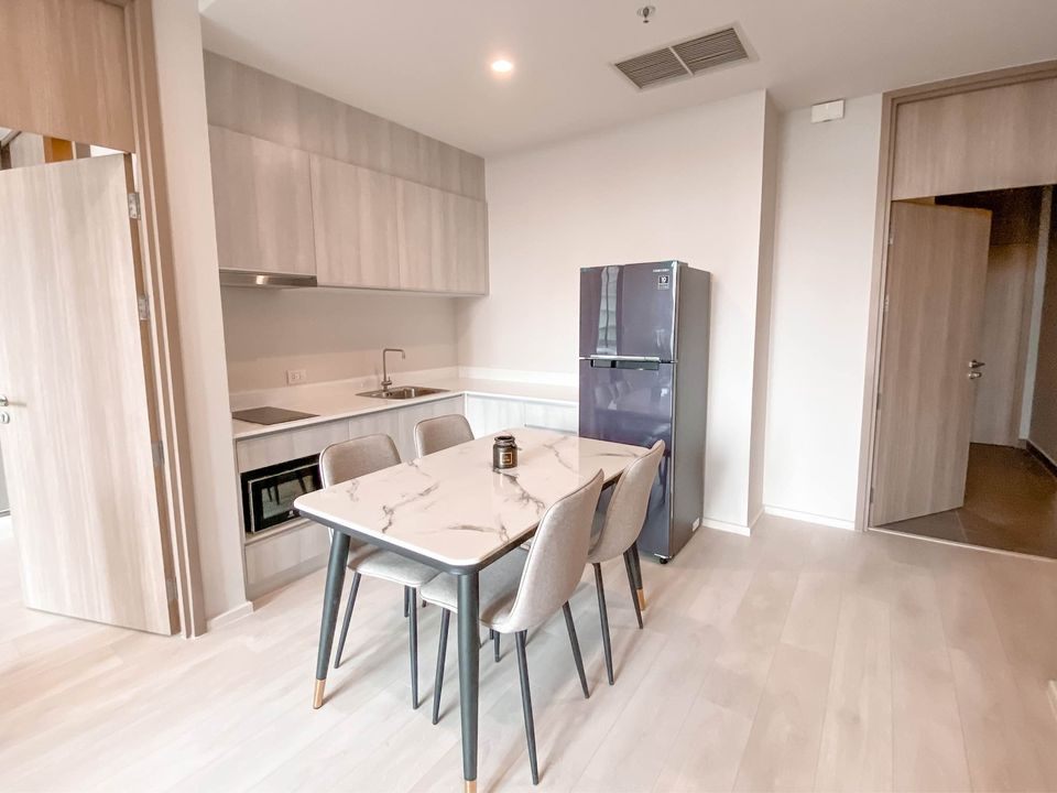 1 Bedroom Condo For Sale in Lumphini, Pathum Wan, Bangkok - Image 2