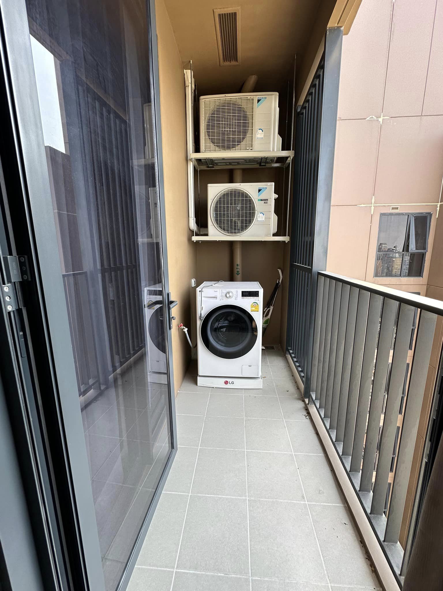 1 Bedroom Condo  in Khlong Tan, Khlong Toei, Bangkok - Image 11