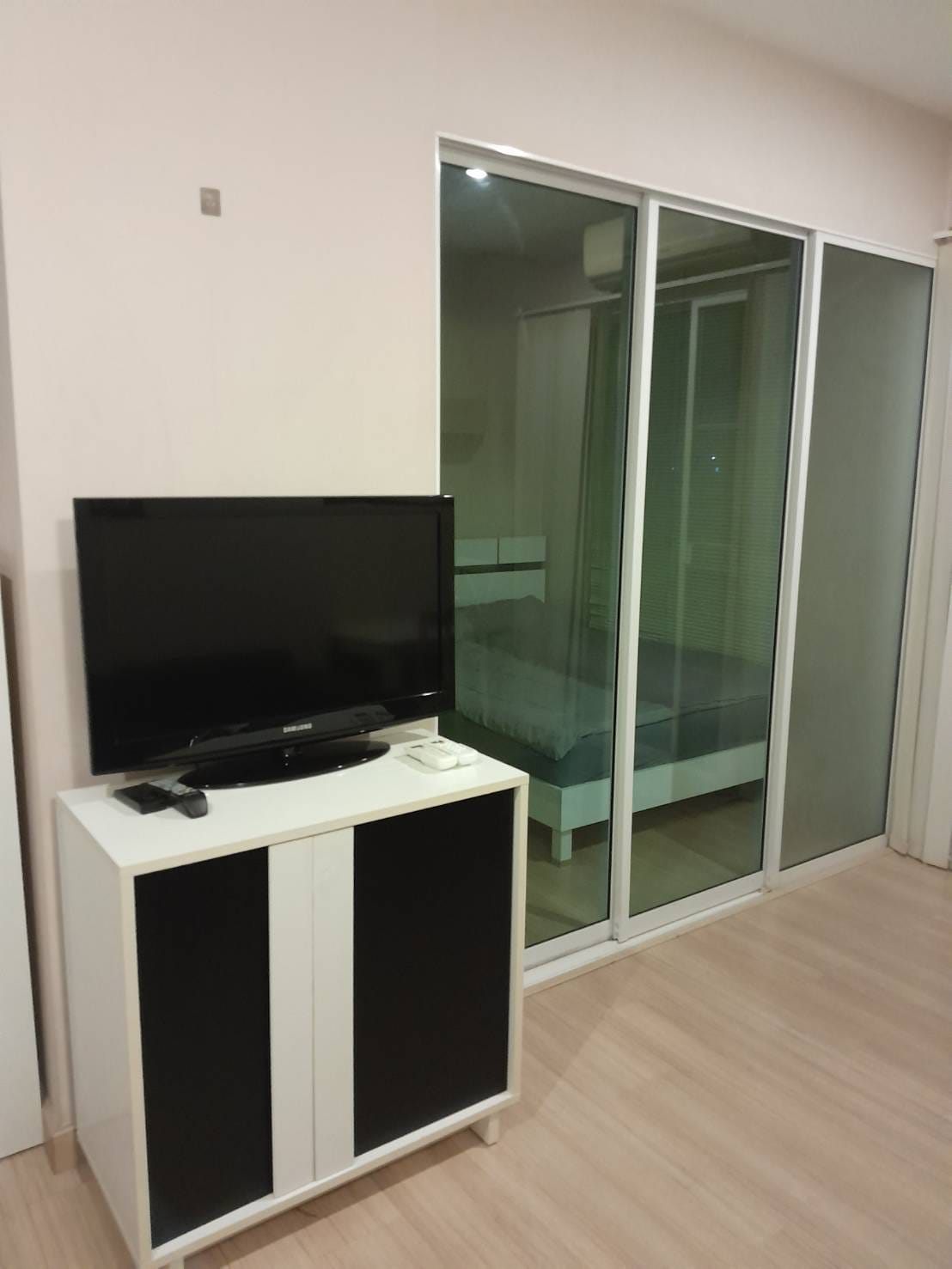 One Plus Business Park 1 - Image 2