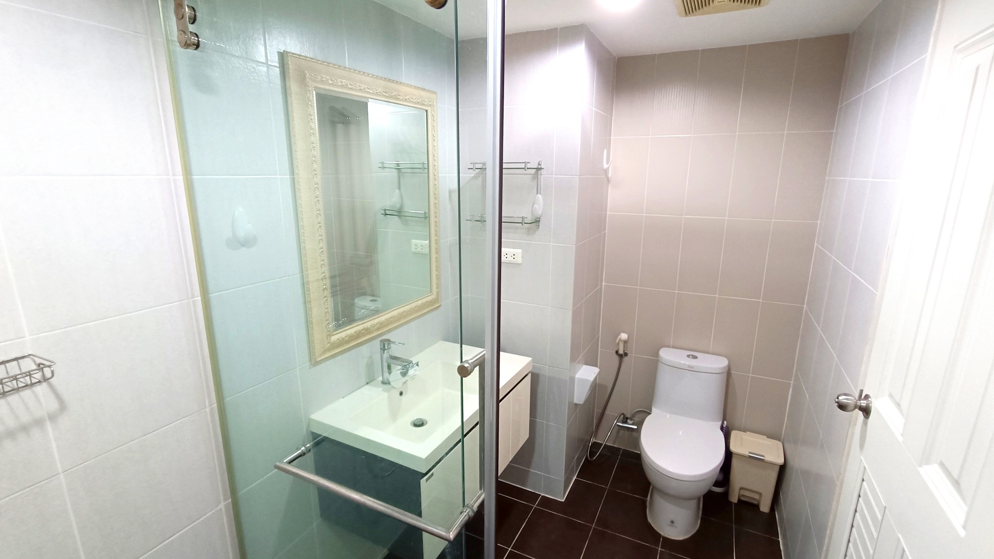 2 Bedroom Condo For Sale in Chong Nonsi, Yan Nawa, Bangkok - Image 6