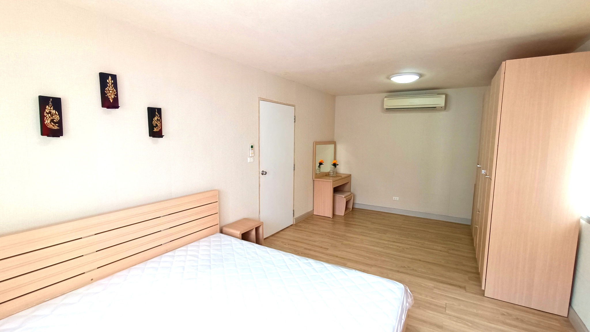 2 Bedroom Condo For Sale in Chong Nonsi, Yan Nawa, Bangkok - Image 14