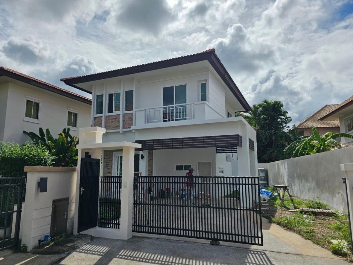 3 Bedroom House For Sale in Chai Sathan, Saraphi, Chiang Mai - Image 1