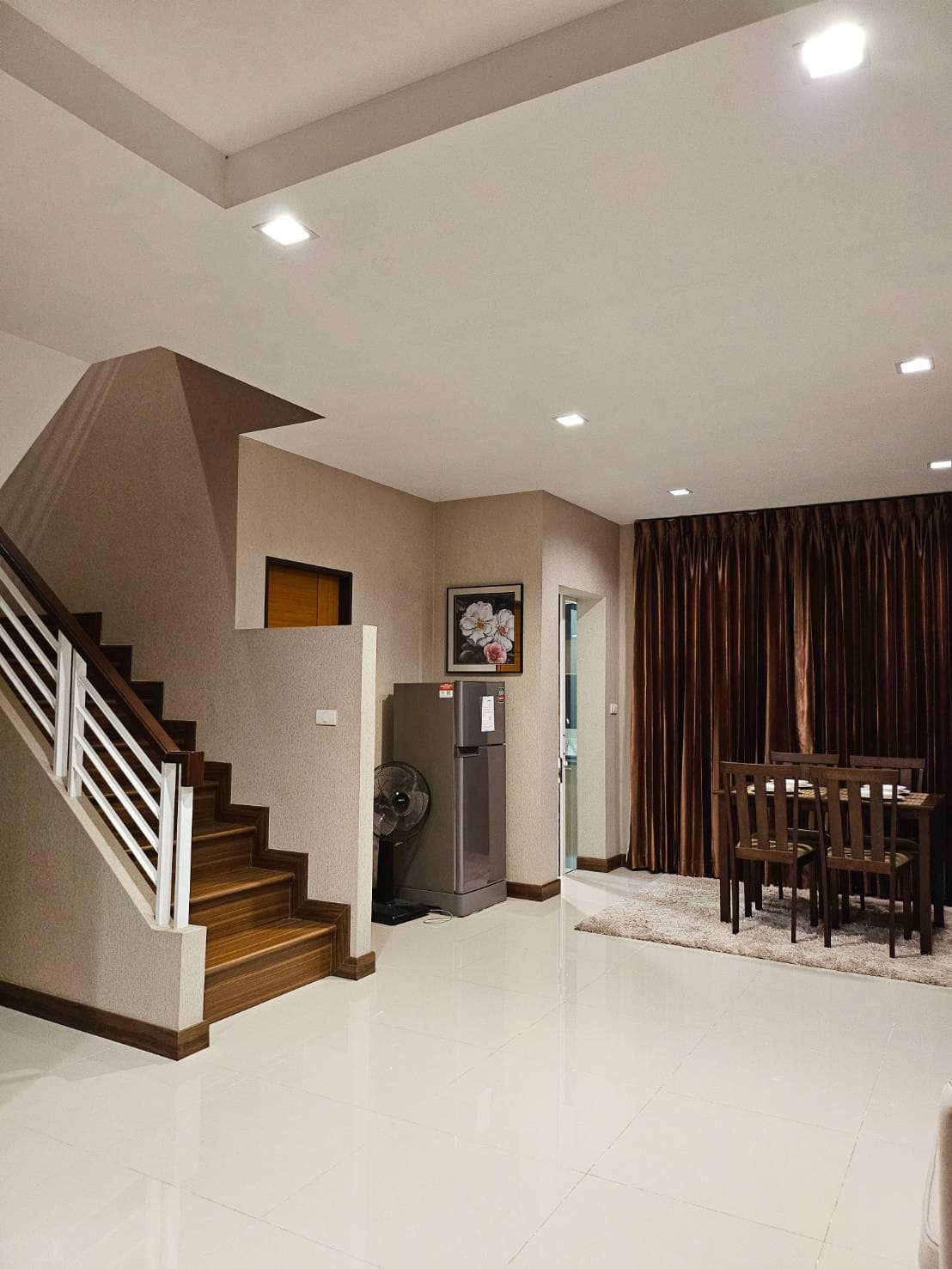 The Oriental (Regent) - Image 3