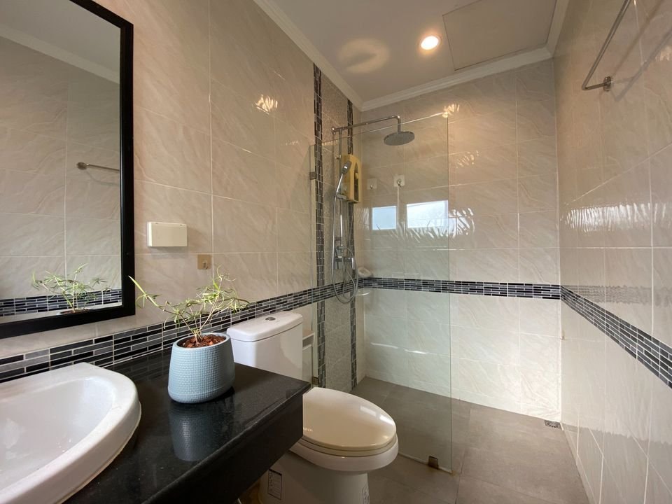 Palm Springs Country Home - Image 12