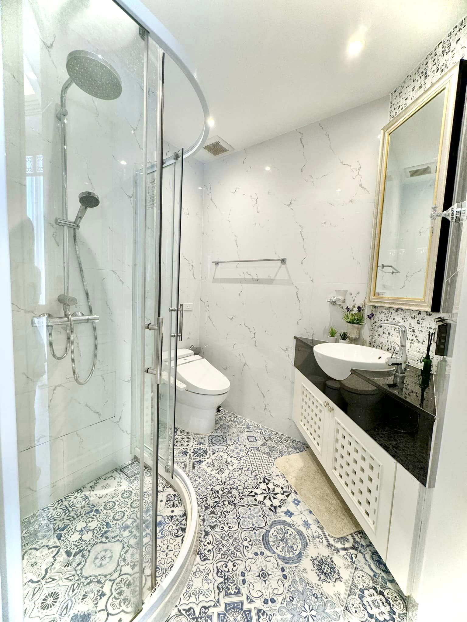 2 Bedroom Condo For Sale in Khlong Tan, Khlong Toei, Bangkok - Image 13