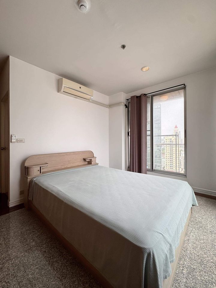 Pathumwan Resort - Image 10