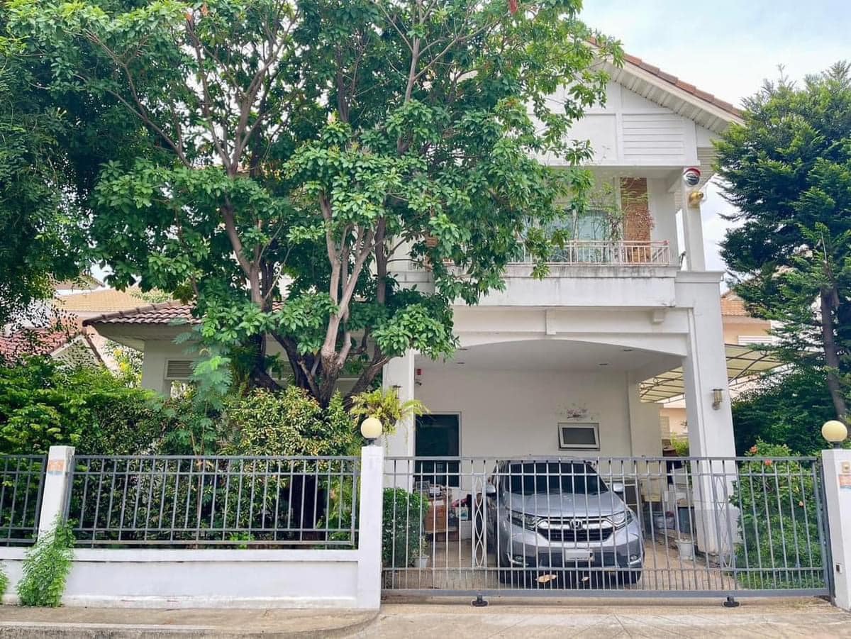 3 Bedroom House For Sale in Lat Krabang, Lat Krabang, Bangkok - Image 1