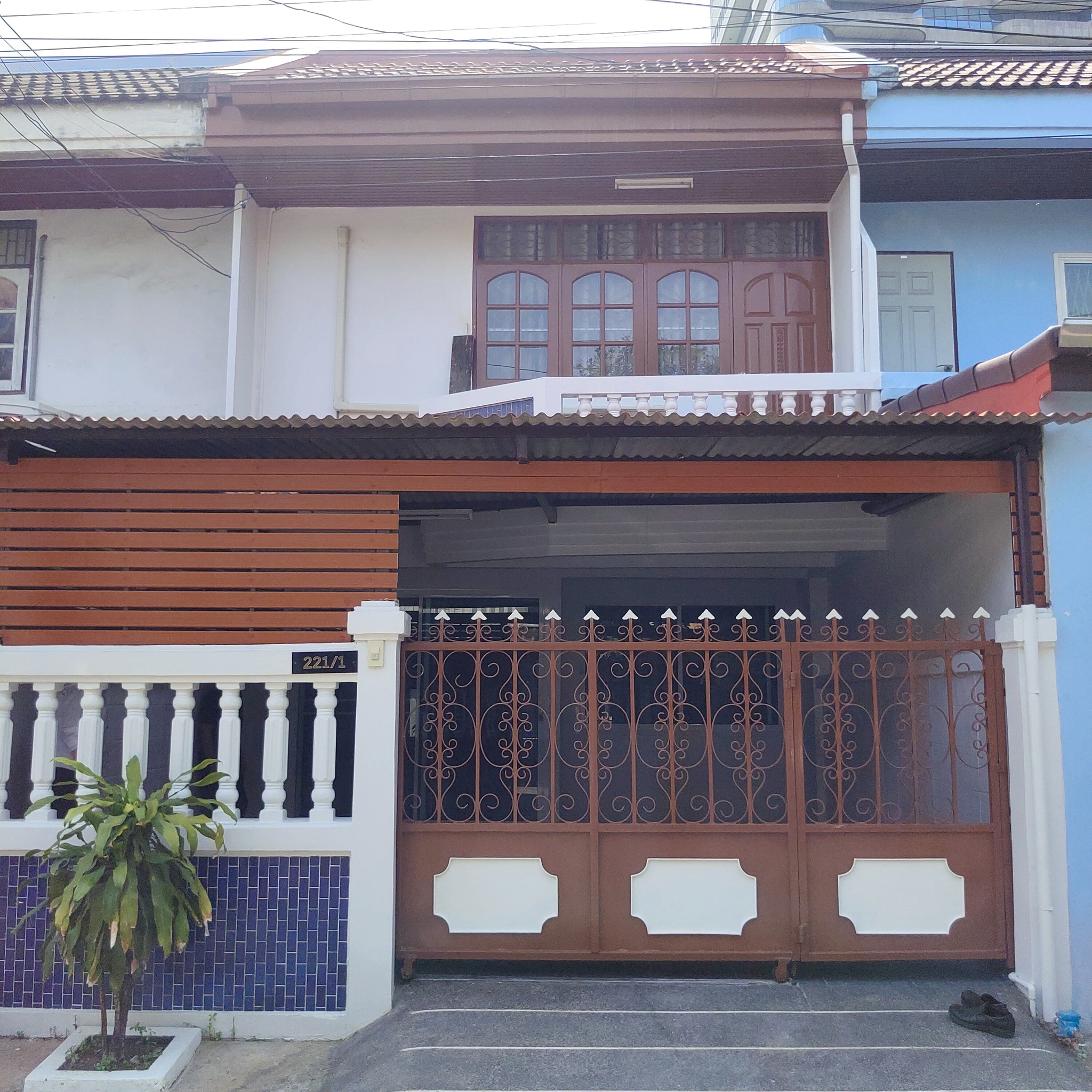 หมู่บ้านไพโรจน์ - Image 1