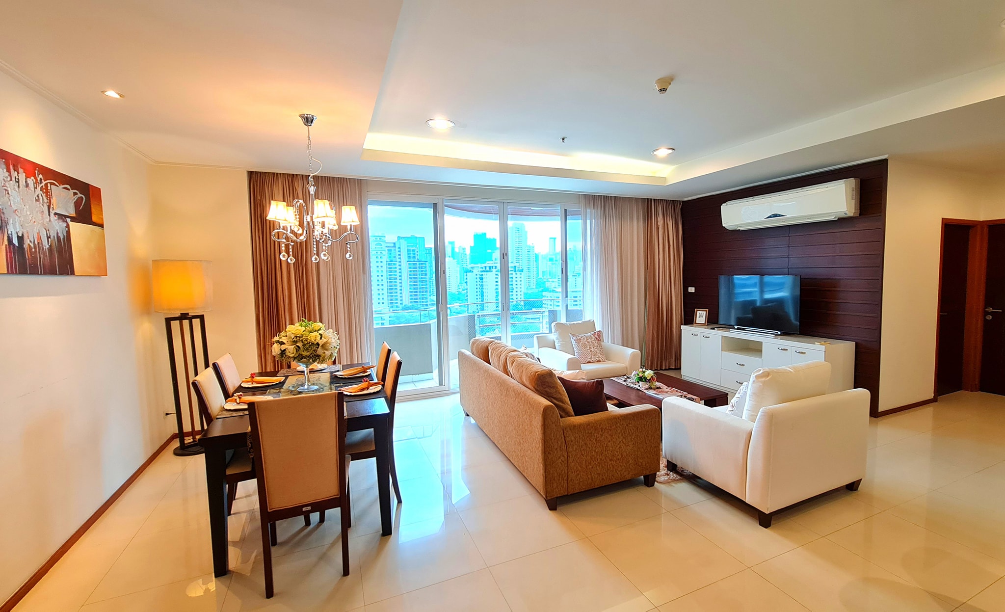 Piyathip Place Serviced Apartment - Image 1