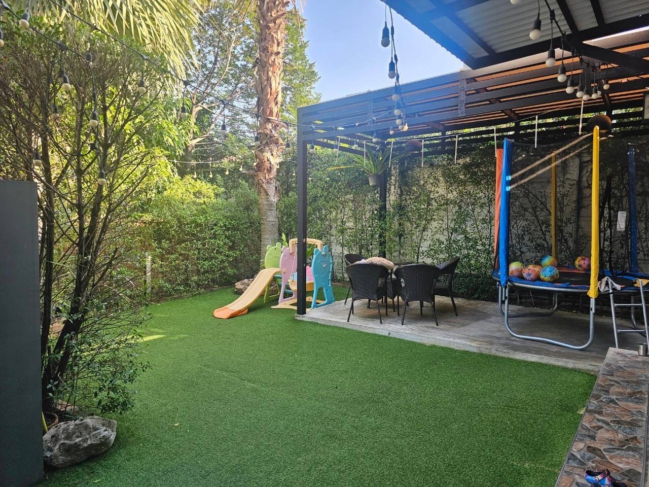 3 Bedroom House For Sale in Saphan Sung, Saphan Sung, Bangkok - Image 5