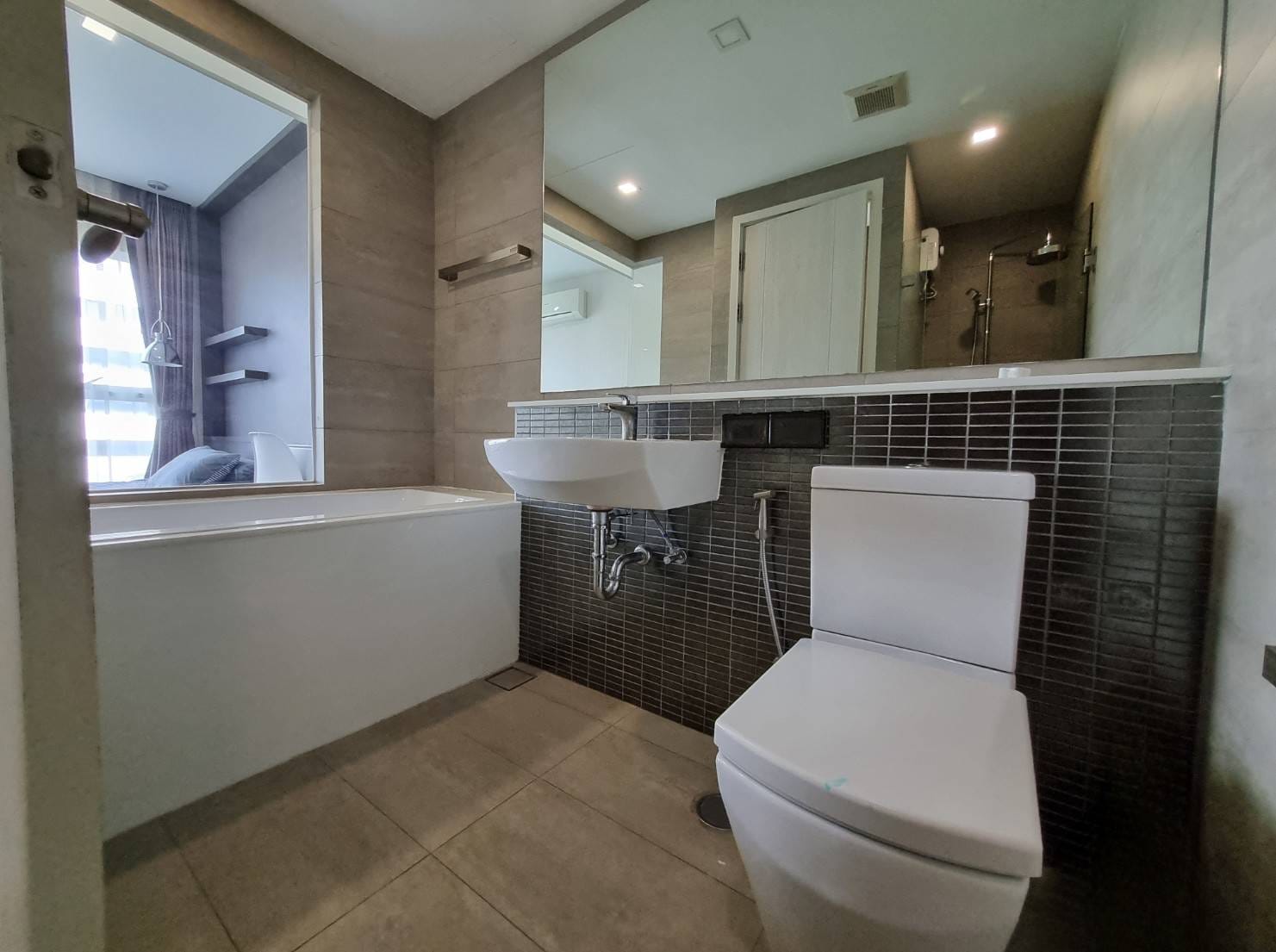 PLAY Condominium - Image 9