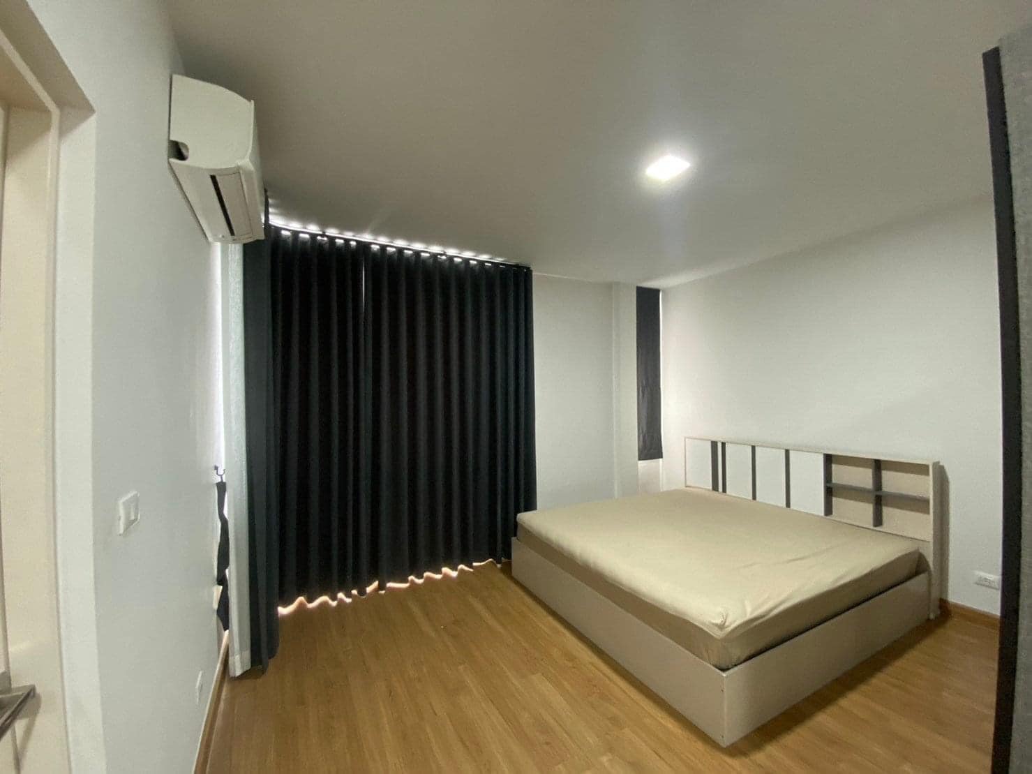3 Bedroom Townhouse For Rent in Racha Thewa, Bang Phli, Samut Prakan - Image 9