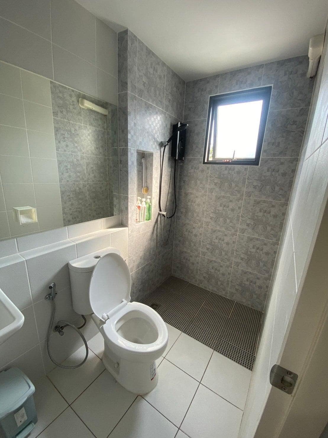 3 Bedroom Townhouse For Rent in Racha Thewa, Bang Phli, Samut Prakan - Image 8